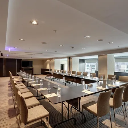 מלון Avantgarde Urban Levent 5*