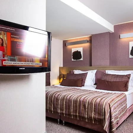 מלון Avantgarde Urban Levent 5*