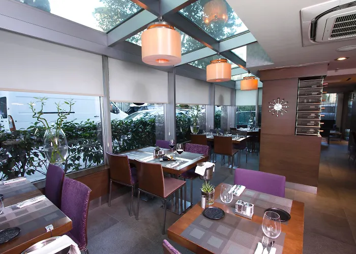 Отель Avantgarde Urban Levent Стамбул