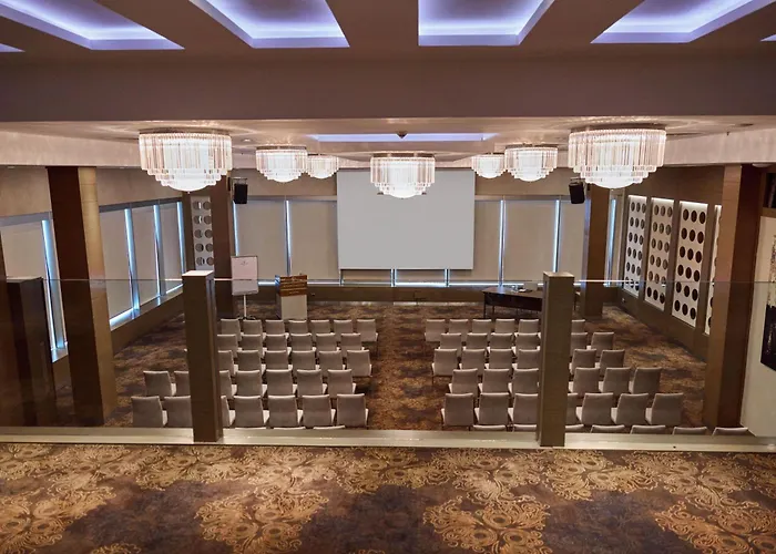 Отель Avantgarde Urban Levent 5*