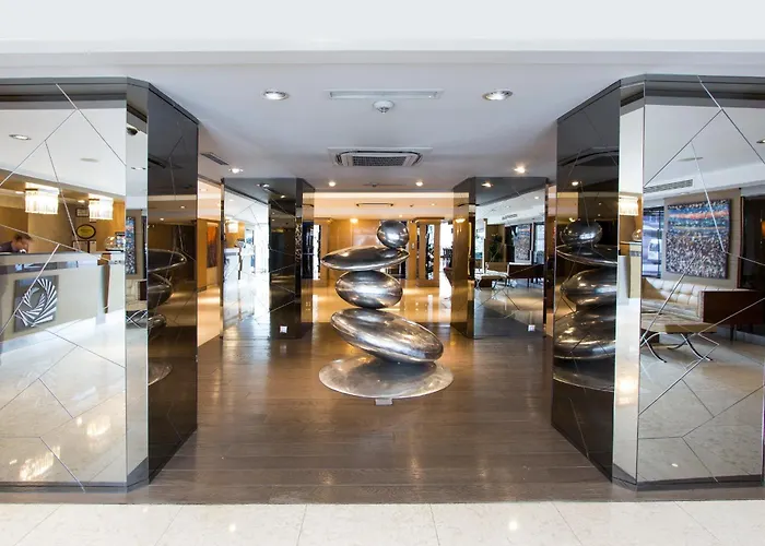 Отель Avantgarde Urban Levent