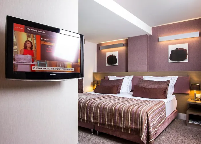 Отель Avantgarde Urban Levent 5*